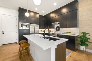 Chef's Kitchen | Fully-equipped with everything you need for a comfortable stay!