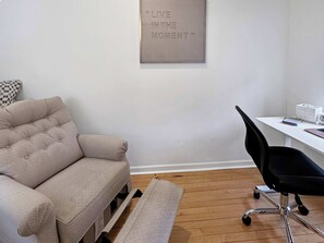 Flex space in master. Stand up desk with a nice lazy boy recliner to read a book. 
