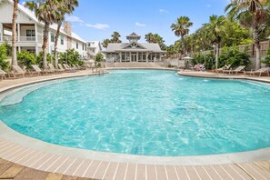 Stunning community pool