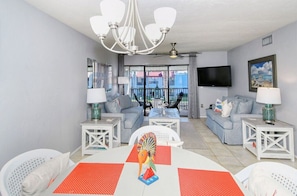 Runaway Bay Unit 273- Anna Maria Vacations