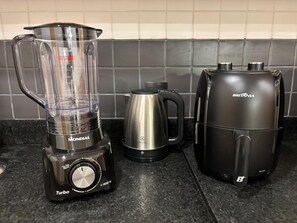 Kaffee und/oder Kaffeemaschine