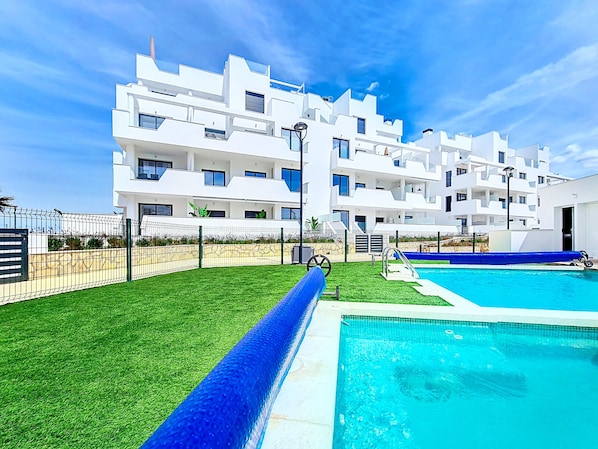 Santa Rosalia 2-Bed Apartment | Holiday in Spain