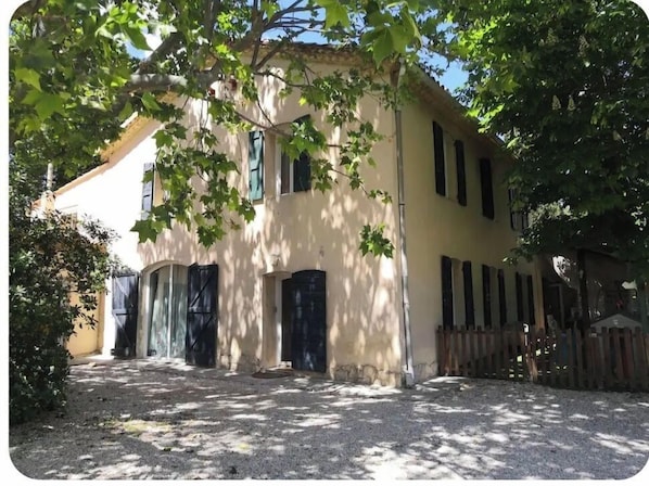 Extérieur
