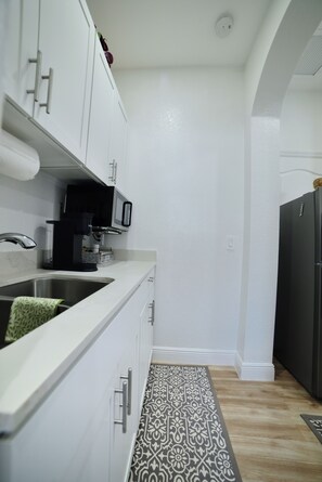 This kitchen was made for good vibes and great food!