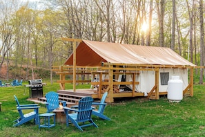 Katie's Creekside Family Tent