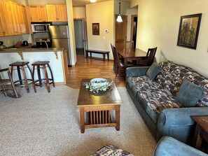 LIVING ROOM/KITCHEN