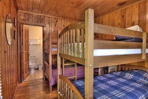 Cabin 2 Second_Bedroom