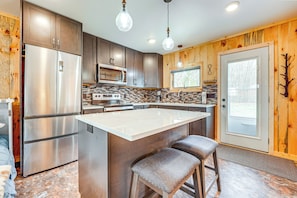 Dining Bar | Dishware/Flatware | Kitchen | Cooking Basics