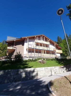 Façade