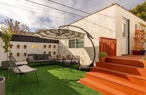 Hauser House