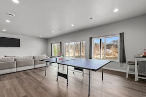 Spielezimmer