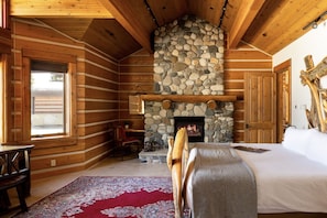 Master Bedroom with King Size Bed