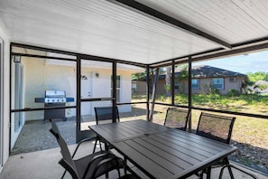 Outdoor dining