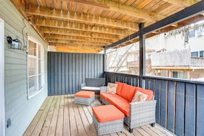 Townhome Exterior | Lower Deck w/ Seating
