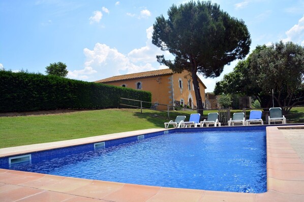 Holiday Home Swimming Pool