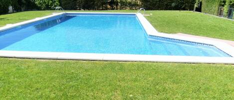 Holiday Home Swimming Pool