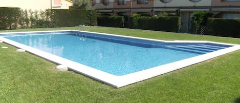 Holiday Home Swimming Pool