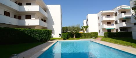Holiday Home Swimming Pool