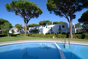 Holiday Home Swimming Pool