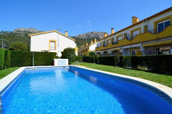 Holiday Home Swimming Pool