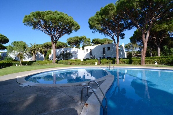 Holiday Home Swimming Pool