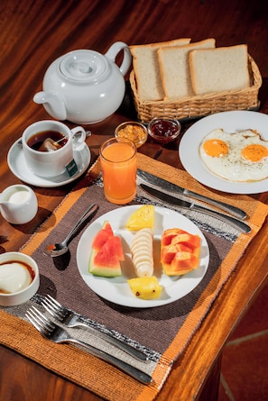 Breakfast meal