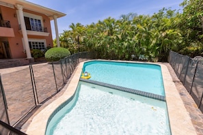 Private pool! Includes Kids area.