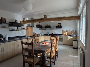 Cuisine ouverte / Salle Ă manger (RDC)