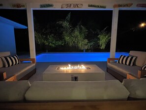 Evenings are made magical here — gather around the fire pit and take in the glow of the heated saltwater pool for the perfect end to a Florida day.