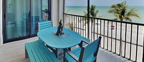 Welcome to Seaside Resort 406