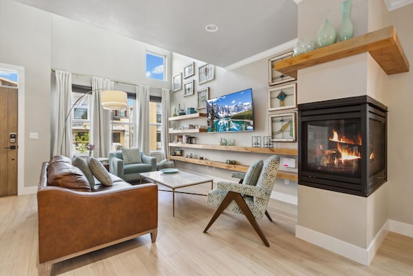 Living Room with Smart TV and Indoor Fireplace | Plenty of comfortable seating!