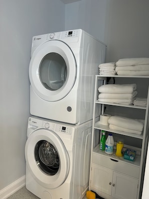 Laundry area in Bathroom 2