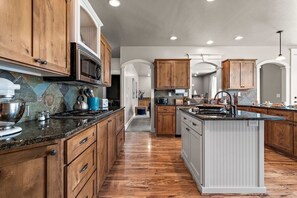 Private kitchen