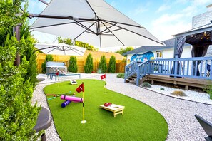 Backyard games + hot tub + BBQ deck