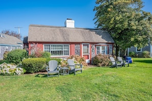 Welcome to Cottage 25- Luckenbooth