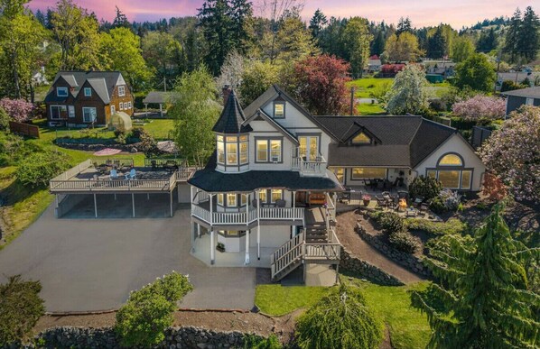 Lots of room to roam on this expansive property!