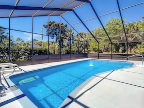 Large pool with lounging area!