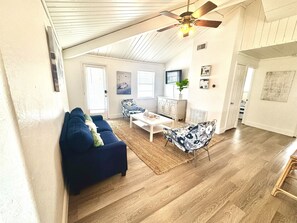 Second living room