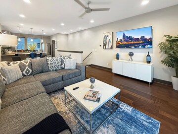 Skyview at Fern rental in Nashville