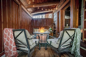 Gather around the fire pit for smores, stories, and unforgettable nights