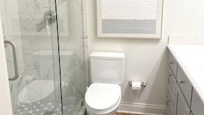 Primary Private Ensuite Bathroom