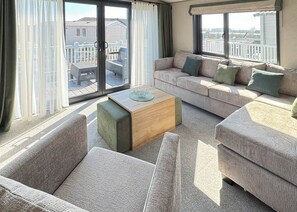 Elite Holiday Home - Waldegraves Holiday Park, Colchester