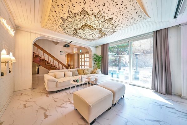 LivingRoom