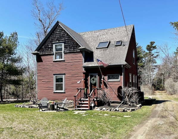 Island Breeze Retreat-