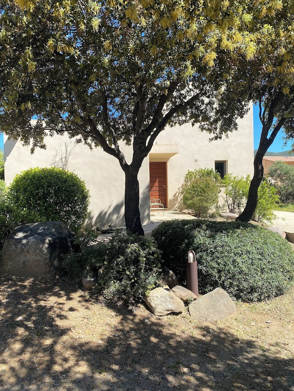 VILLA 5 - ENTRÉE