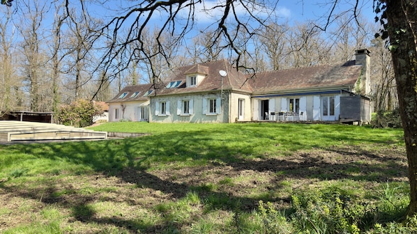 Extérieur