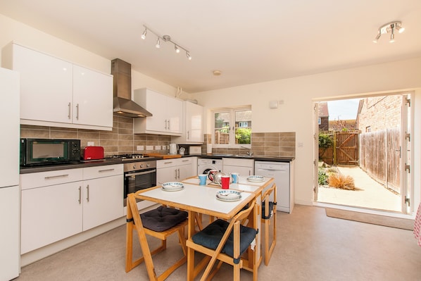 Fully fitted kitchen with dining area - ground floor