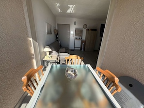 Nicht klassifiziertes Bild, 2 von 9, Schaltfläche