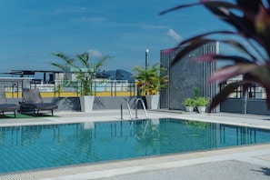 Utomhuspool