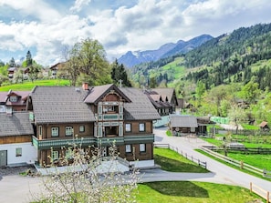 Gebäude, Haus, Zuhause, Die Architektur, Dach, Wohngebiet, Bergstation, Gebirge, Hütte, Menschliche Siedlung